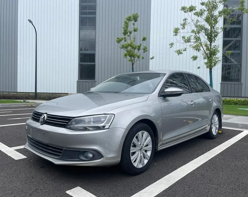 Volkswagen Sagitar, 2014