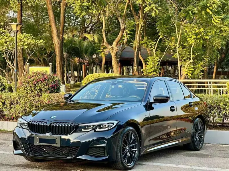BMW 3-Series, 2021
