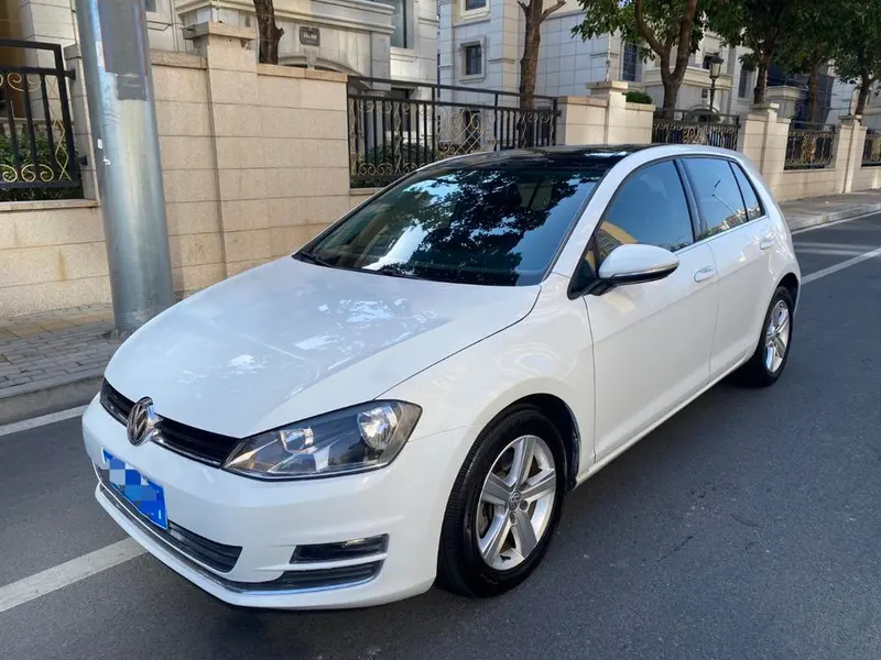 Volkswagen Golf 1.4TSI Auto Comfort Version, 2015 — фото 1