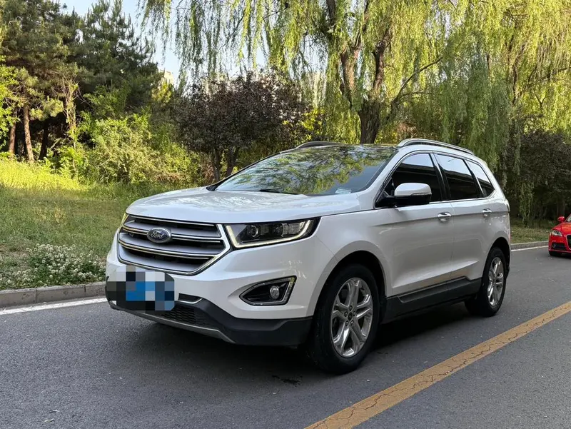 Ford Edge EcoBoost 245 2WD Sharp Version 7 Seater, 2016 — фото 1