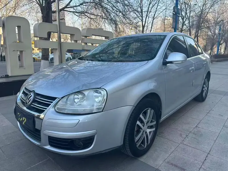 Volkswagen Sagitar, 2010