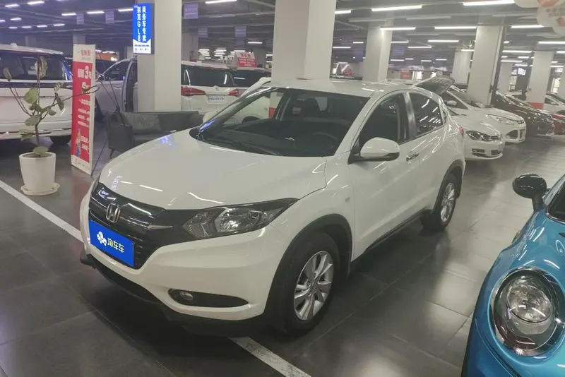 Honda Vezel 1.5L CVT 2WD Comfort Version, 2015 — фото 1