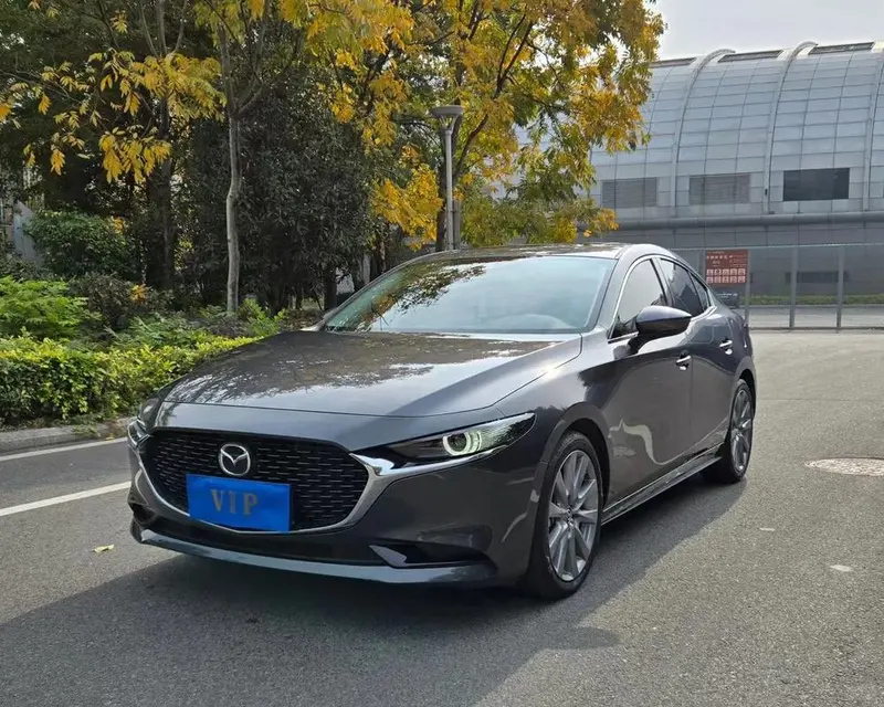 Mazda 3 Axela, 2023