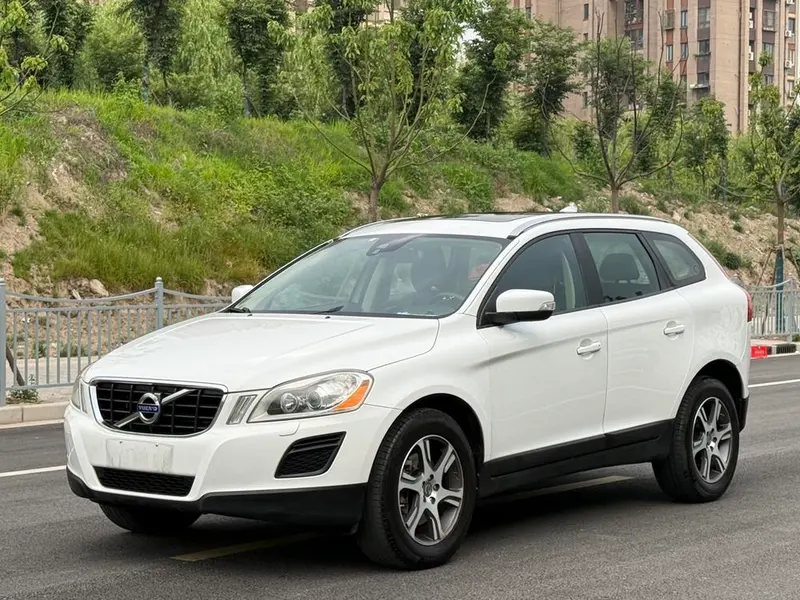 Volvo XC60 (Import) T5 Edition, 2013 — фото 1