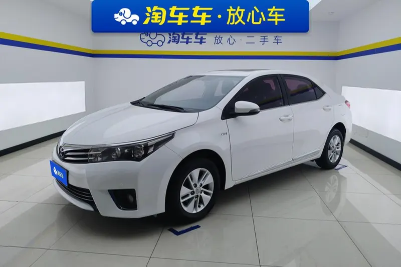 Toyota Corolla 1.6L CVT GL-i, 2014 — фото 1