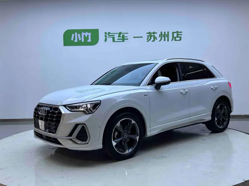 Audi Q3, 2022