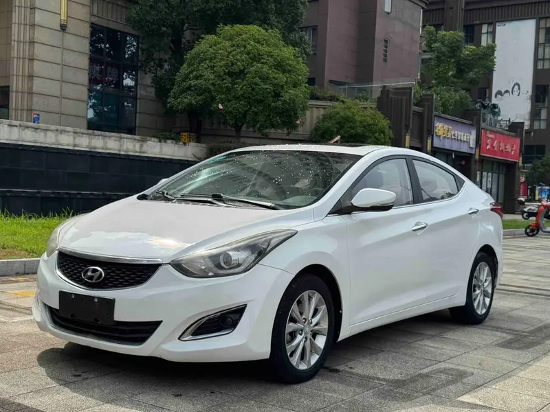 Hyundai Elantra Langdong, 2016