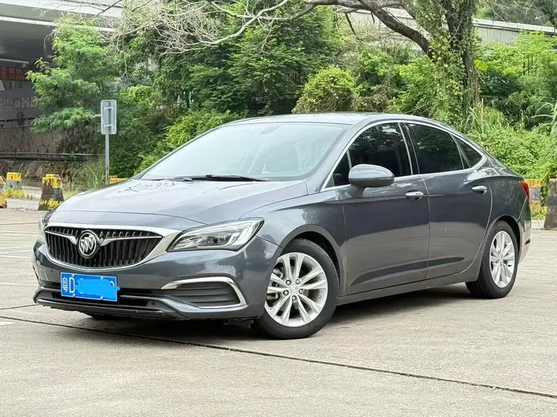 Buick Verano Sedan 20T Dual Clutch Elite Version, 2018 — фото 1