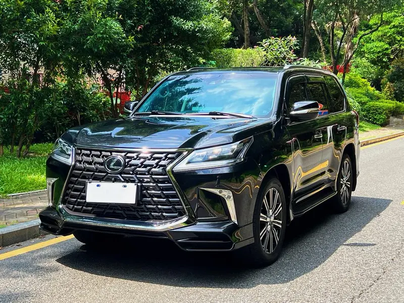 Lexus LX, 2019