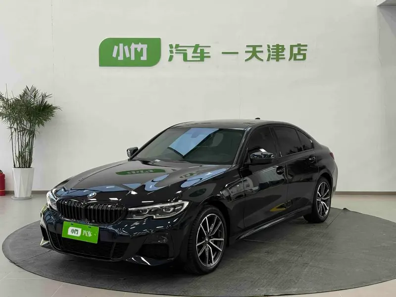 BMW 3-Series, 2022