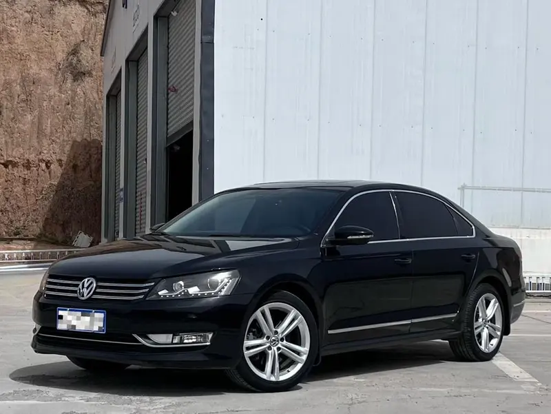 Volkswagen Passat, 2015