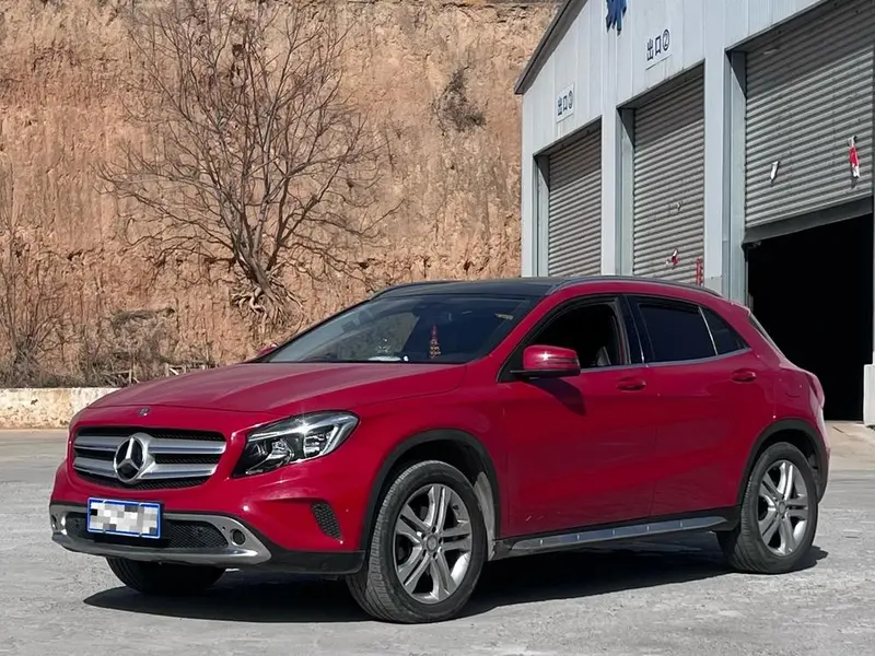 Mercedes-Benz GLA, 2016