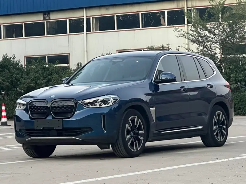 BMW iX3, 2021