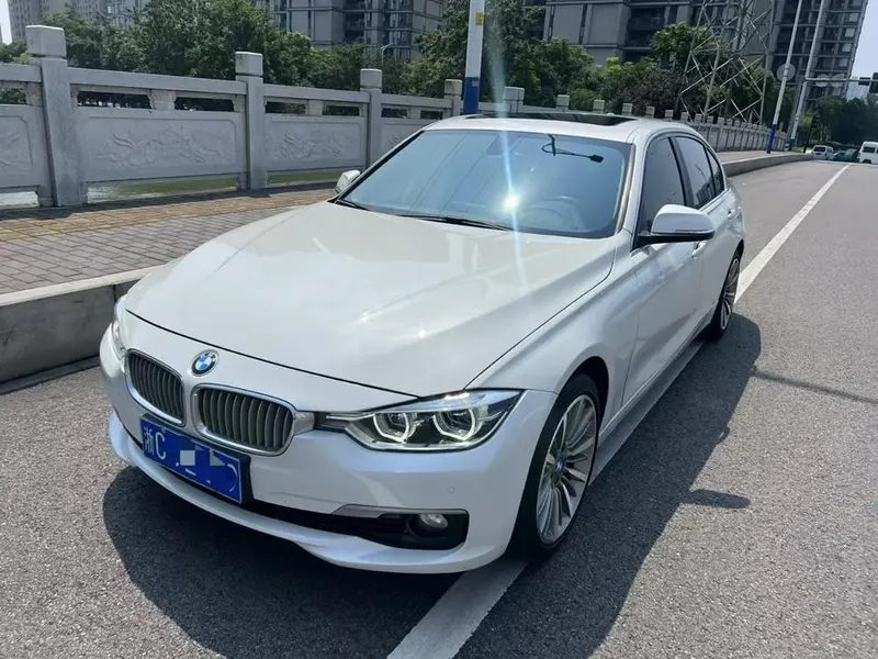 BMW 3-Series, 2018