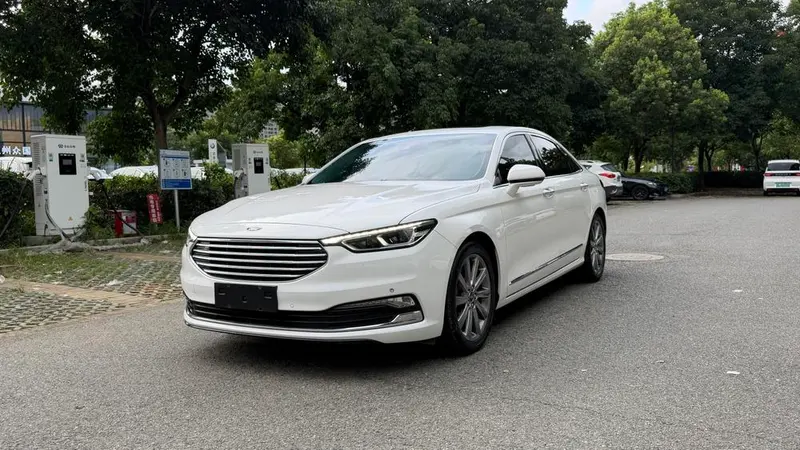Ford Taurus, 2019