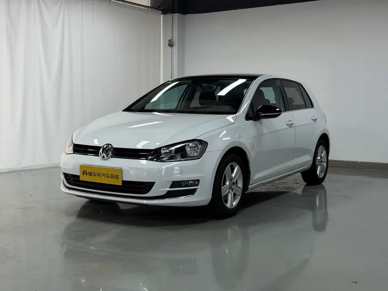 Volkswagen Golf 1.6L Auto Comfort Anniversary Edition, 2017 — фото 1
