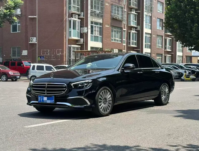 Mercedes-Benz E-Class, 2023