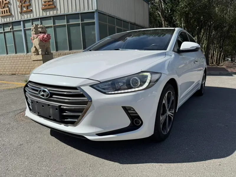 Hyundai Elantra Lingdong, 2018