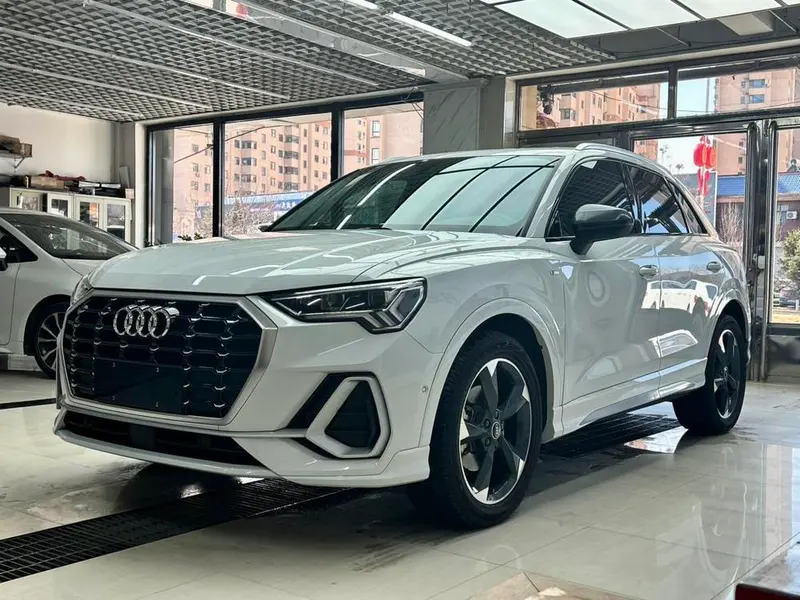 Audi Q3 35 TFSI Fashion Version, 2022 — фото 1