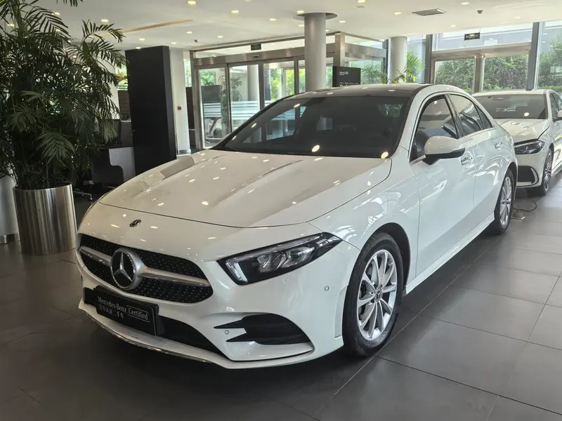 Mercedes-Benz A-Class Facelift A 200 L Sport Fashion Edition, 2022 — фото 1