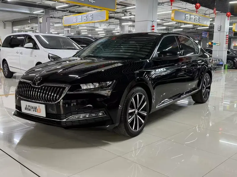 Skoda Superb TSI280 DSG Prestige Edition, 2025 — фото 1