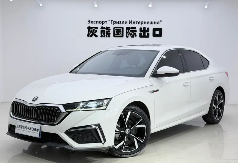 Skoda Octavia PRO TSI280 DSG Люкс, 2022 — фото 1