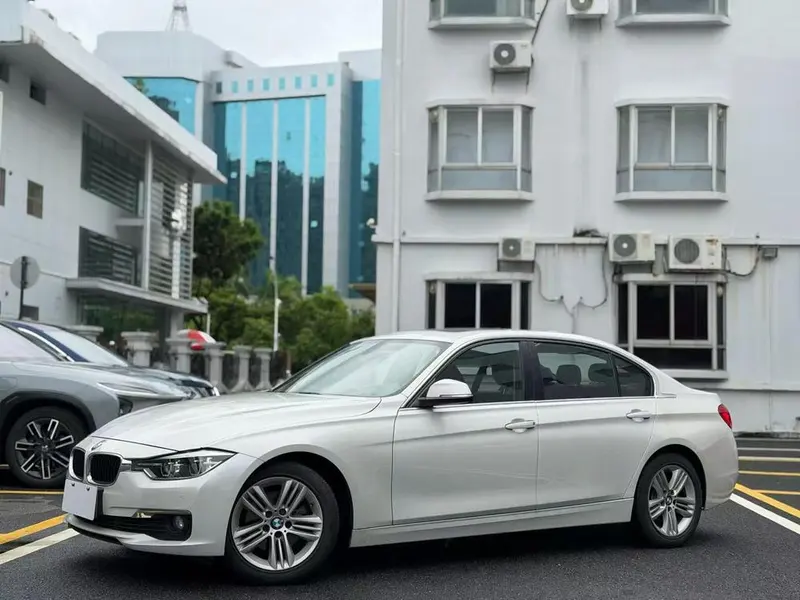 BMW 3-Series, 2017