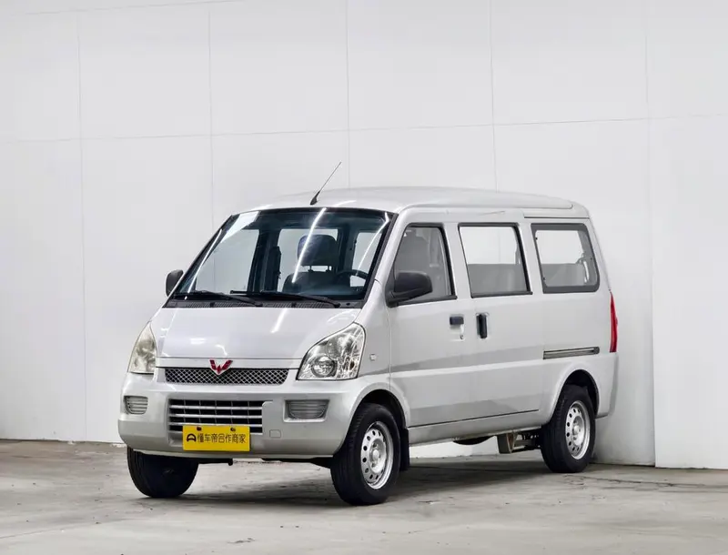 Wuling Rongguang, 2011