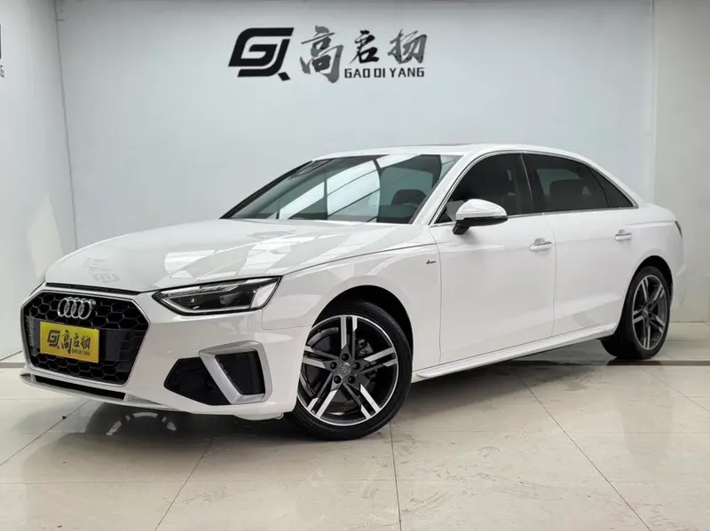 Audi A4L 40 TFSI Luxury Version, 2020 — фото 1