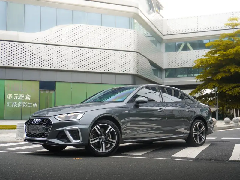 Audi A4L, 2020