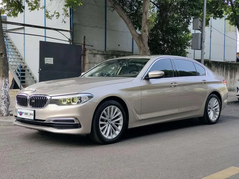BMW 5-Series, 2020