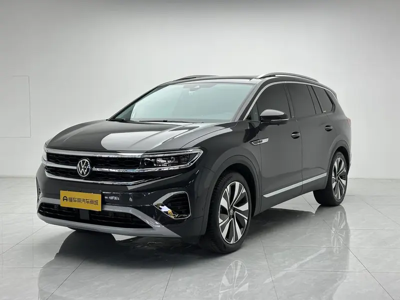 Volkswagen Tavendor 380TSI 4WD Luxury Edition Pro 7 Seater, 2024 — фото 1