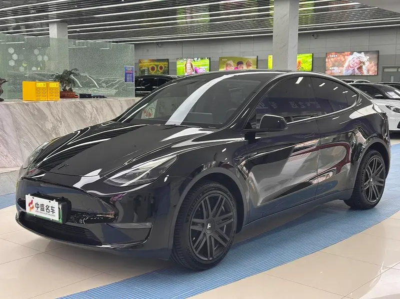 Tesla Model Y Facelift Long Range AWD Edition, 2022 — фото 1