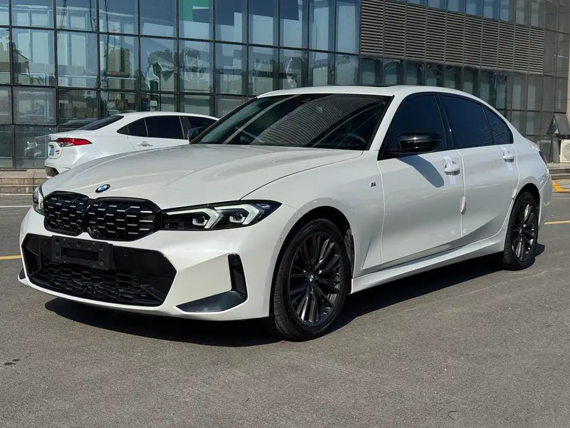 BMW 3-Series, 2023