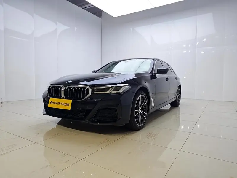 BMW 5-Series, 2023