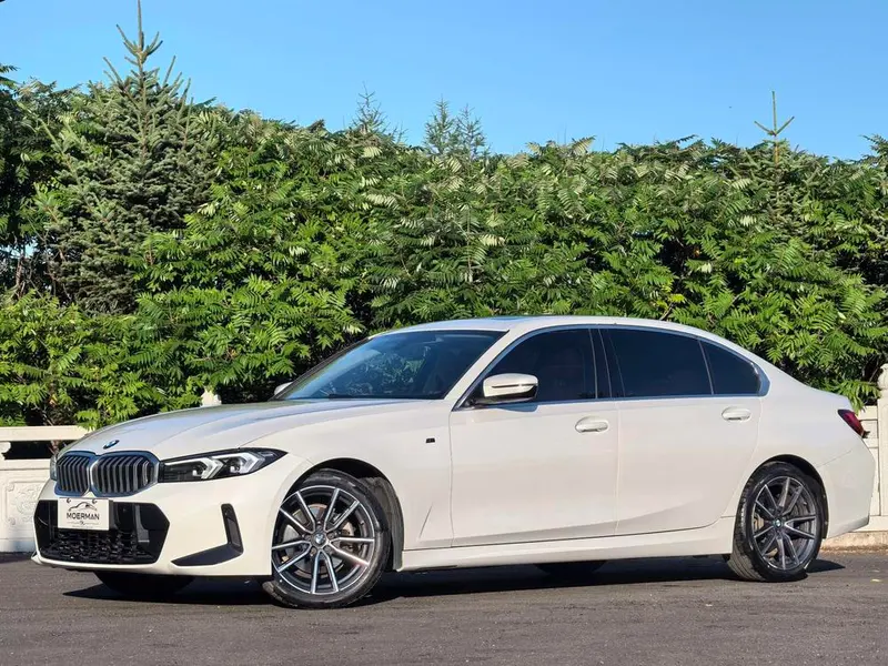 BMW 3-Series, 2023