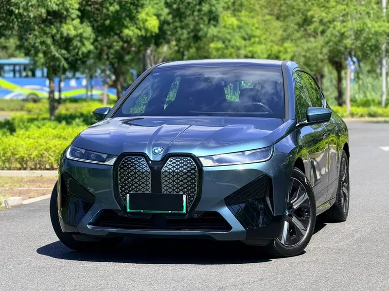 BMW iX, 2023