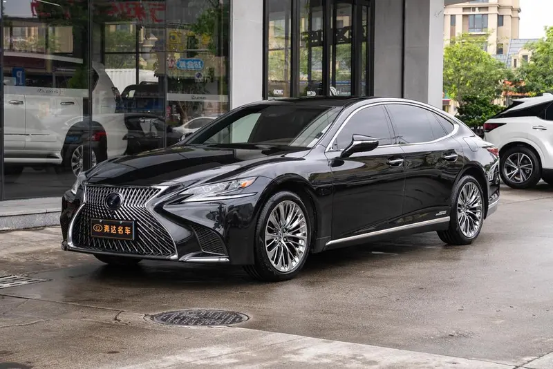 Lexus LS, 2018