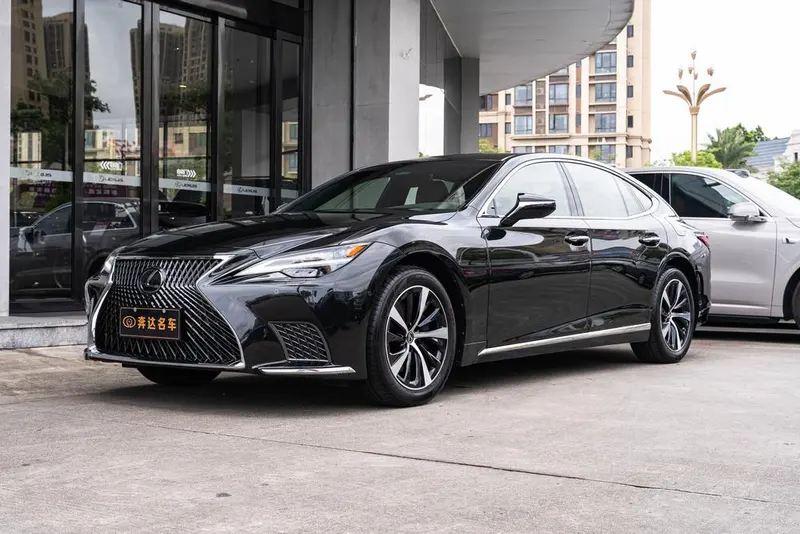 Lexus LS, 2024