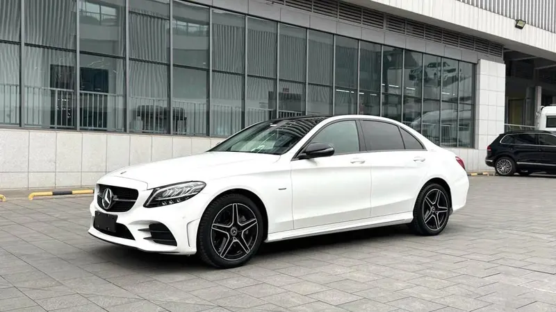 Mercedes-Benz C-Class, 2021