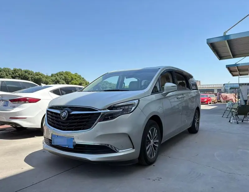 Buick GL8, 2022