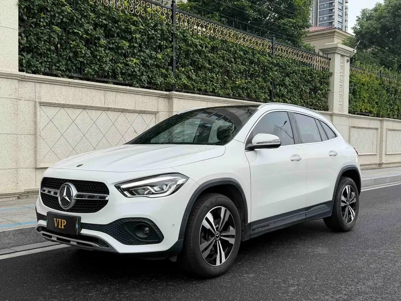 Mercedes-Benz GLA, 2022