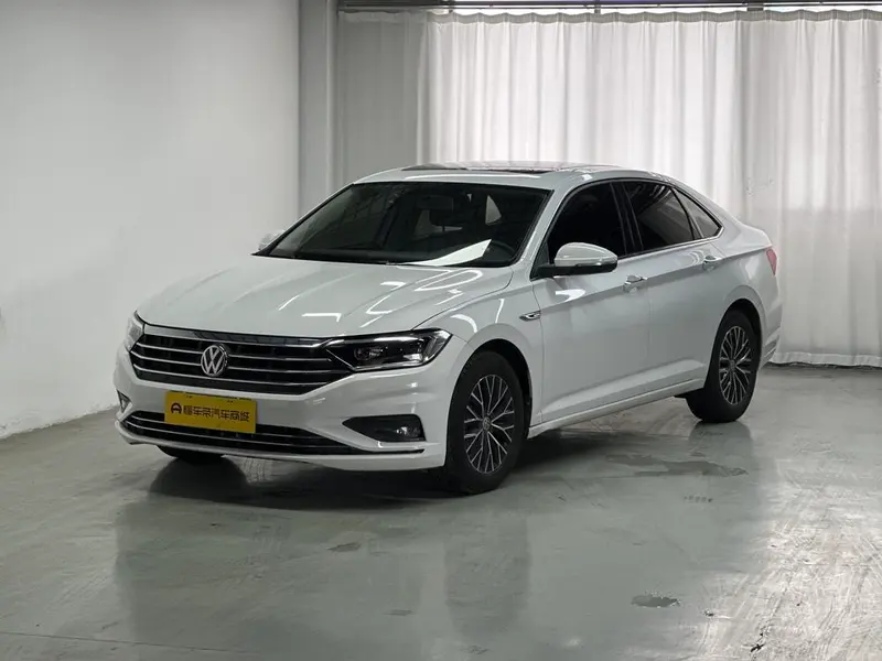 Volkswagen Sagitar, 2020