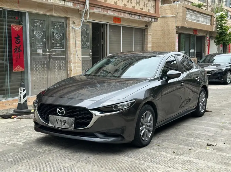 Mazda 3 Axela, 2022