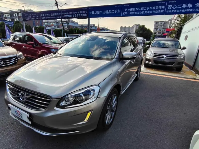 Volvo XC60, 2016