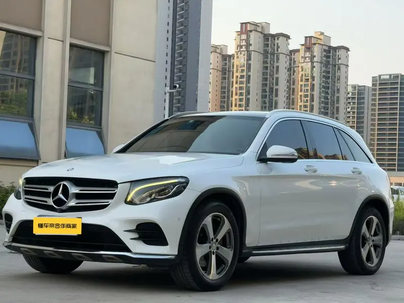 Mercedes-Benz GLC GLC 260 4MATIC Luxury Version, 2017 — фото 1