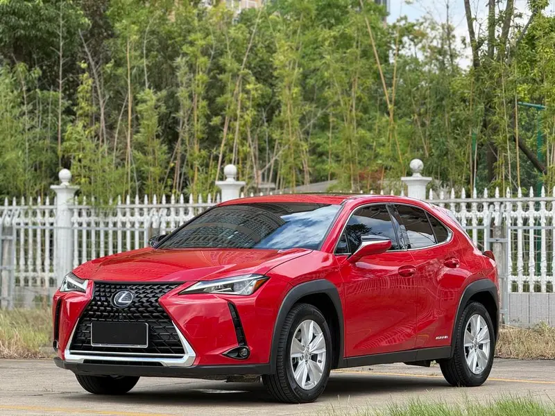 Lexus UX, 2020