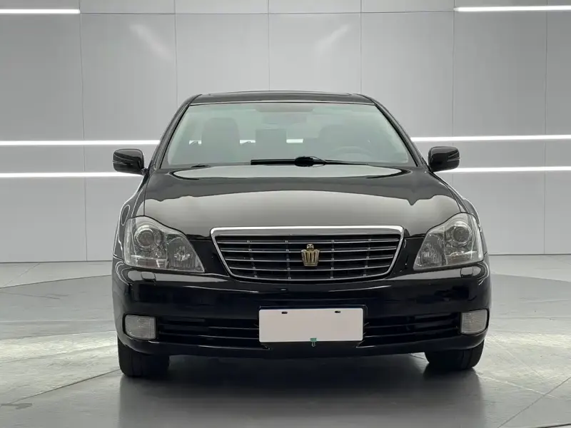 Toyota Crown, 2008