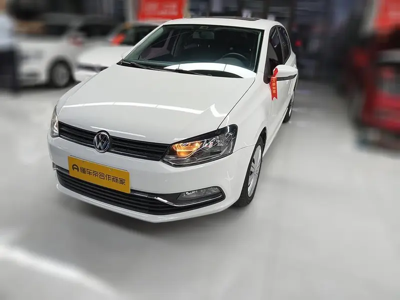Volkswagen Polo 1.6L Auto Comfort Version, 2016 — фото 1