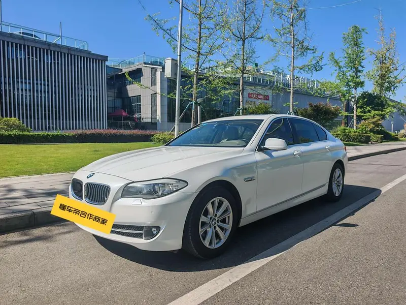 BMW 5-Series, 2012